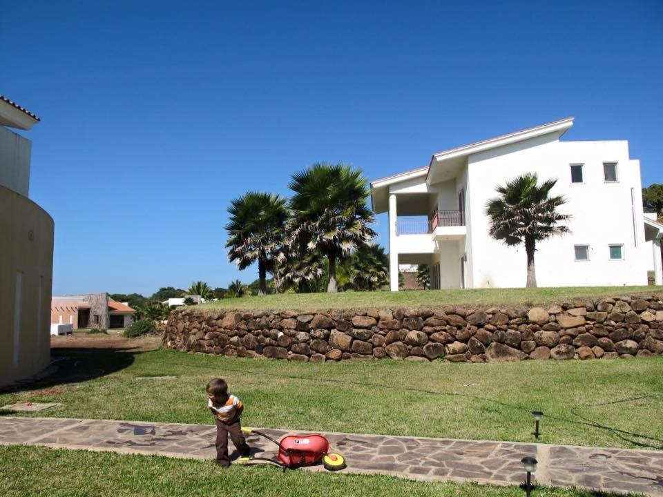 Playa Limoncito Hills Fraccionamiento Vacacional Villas De 2 & 3 Recamaras Con Alberca Privada O Alberca Compartida 외부 사진